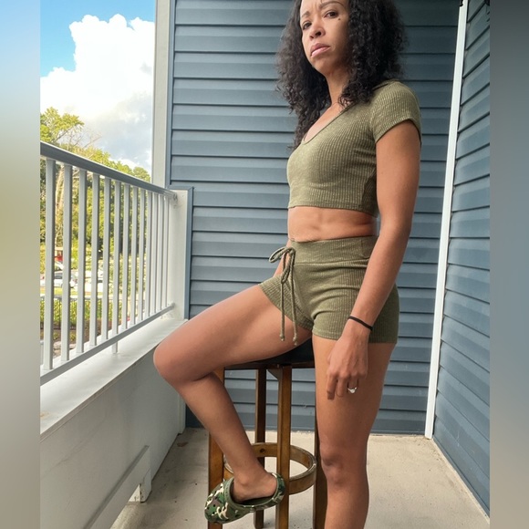 Fashion Nova Olive Green Wandurlust Short Sleeve Crop Hoodie & Shorts Set - Picture 2 of 6